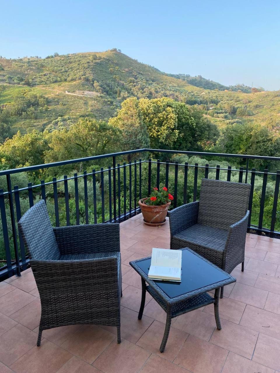 Agriturismo Etna-Mare Piedimonte Etneo Luaran gambar