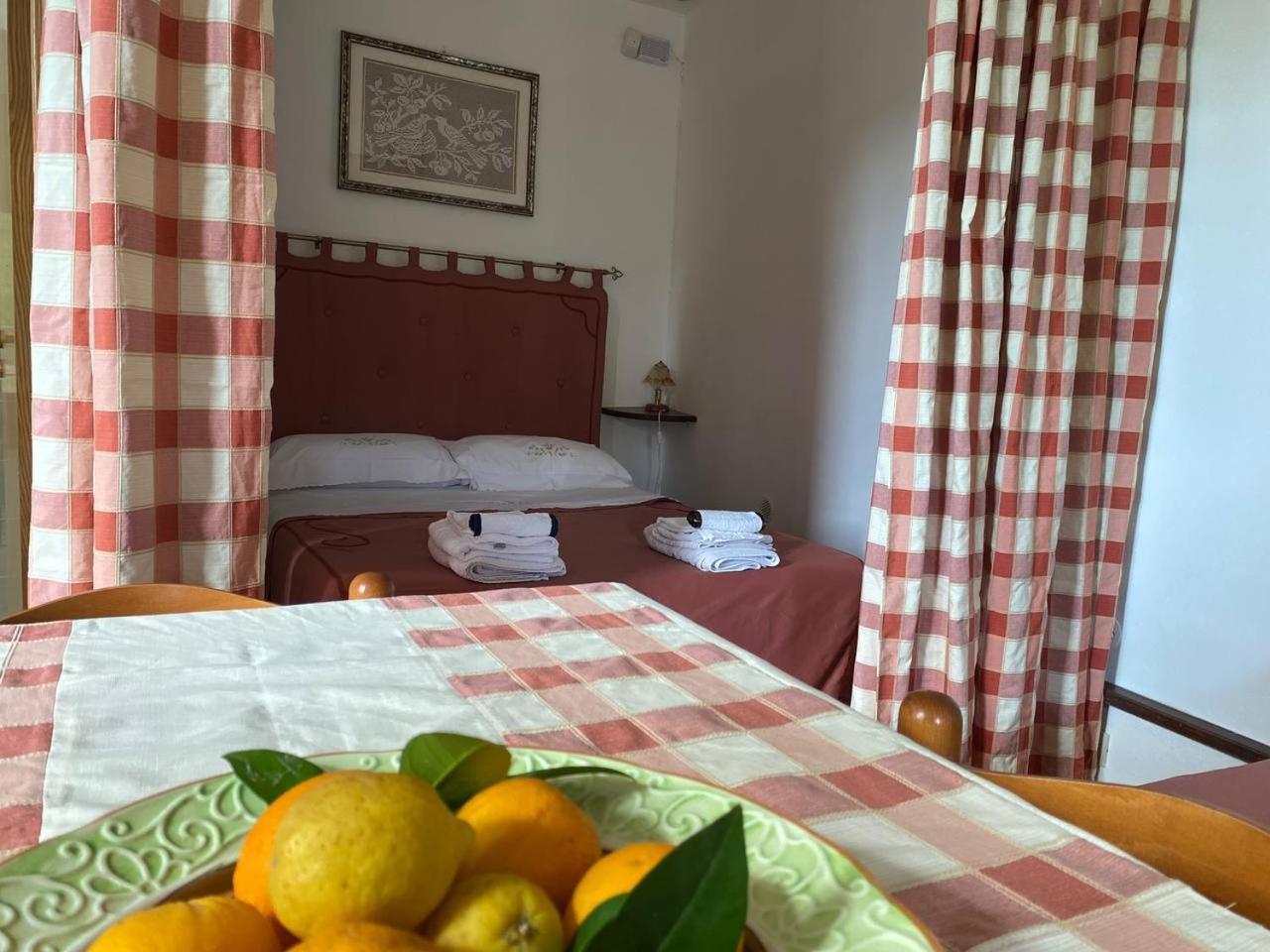 Agriturismo Etna-Mare Piedimonte Etneo Luaran gambar