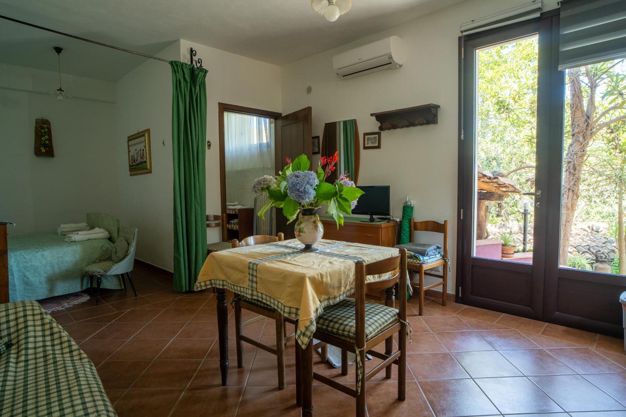 Agriturismo Etna-Mare Piedimonte Etneo Luaran gambar