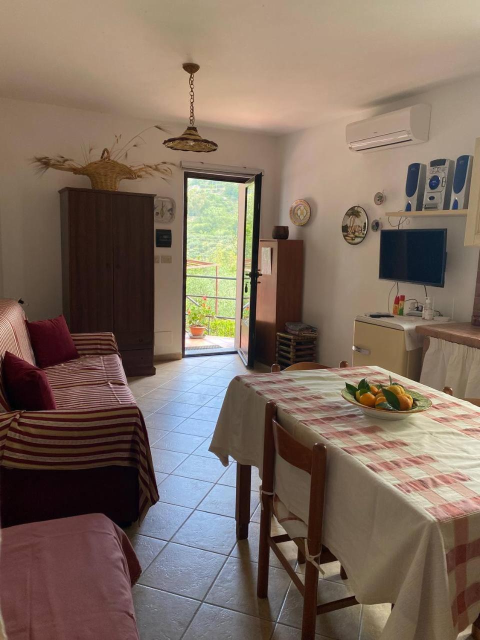 Agriturismo Etna-Mare Piedimonte Etneo Bilik gambar