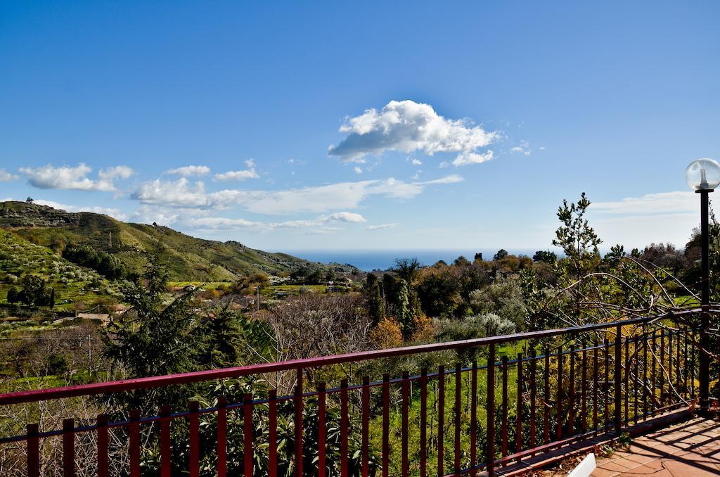 Agriturismo Etna-Mare Piedimonte Etneo Luaran gambar